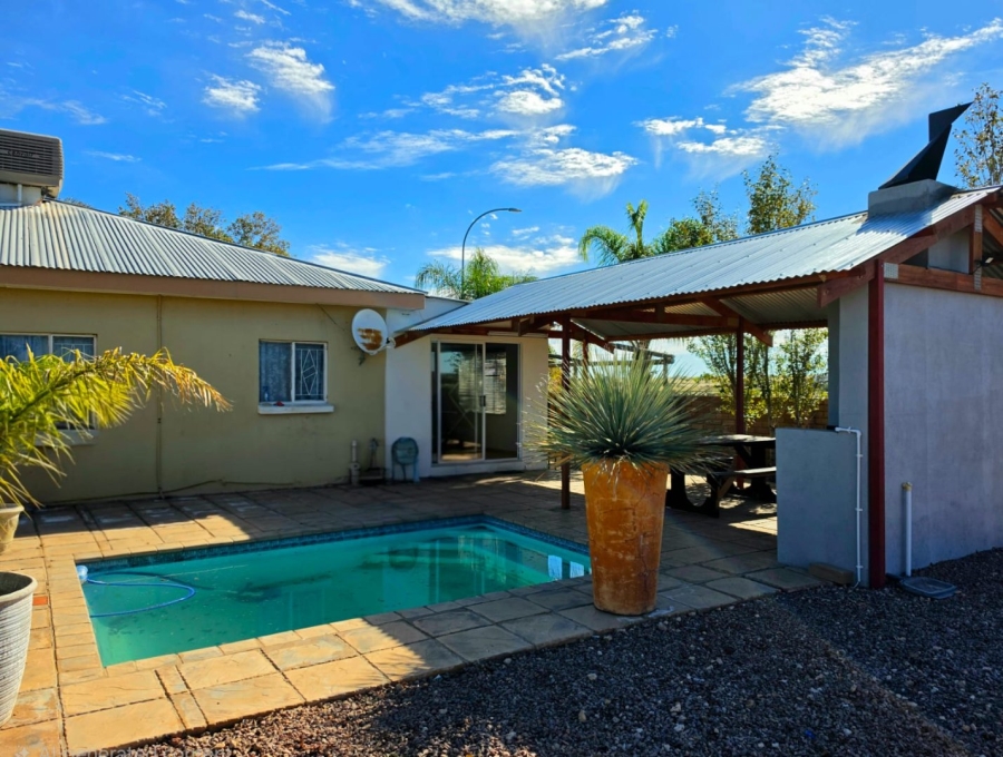 3 Bedroom Property for Sale in Keidebees Northern Cape